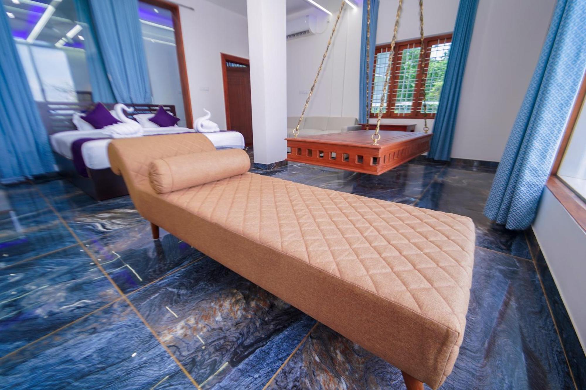Skylar Seaview Beach Resort & Ayurveda Varkala Exteriör bild