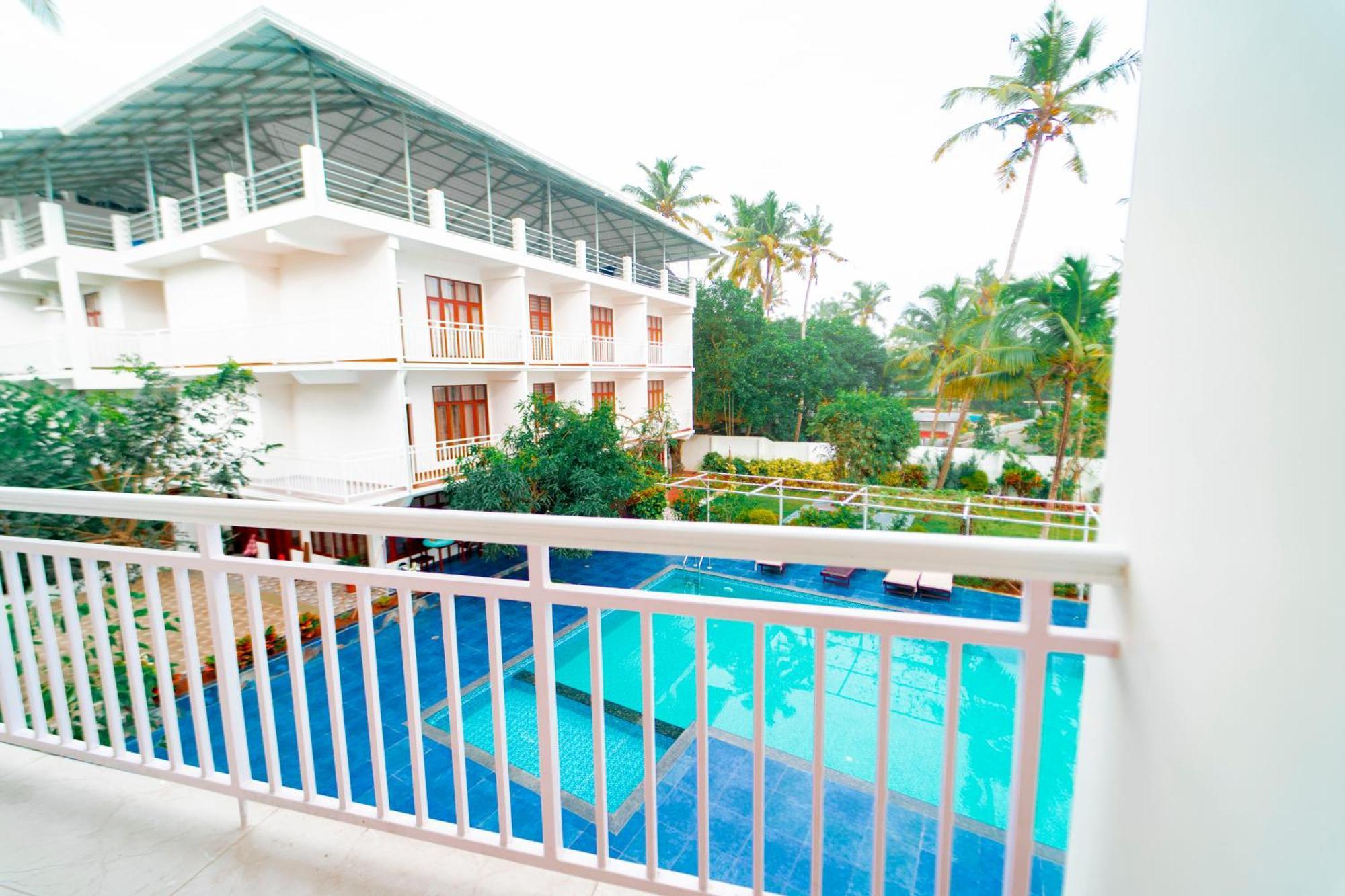 Skylar Seaview Beach Resort & Ayurveda Varkala Exteriör bild