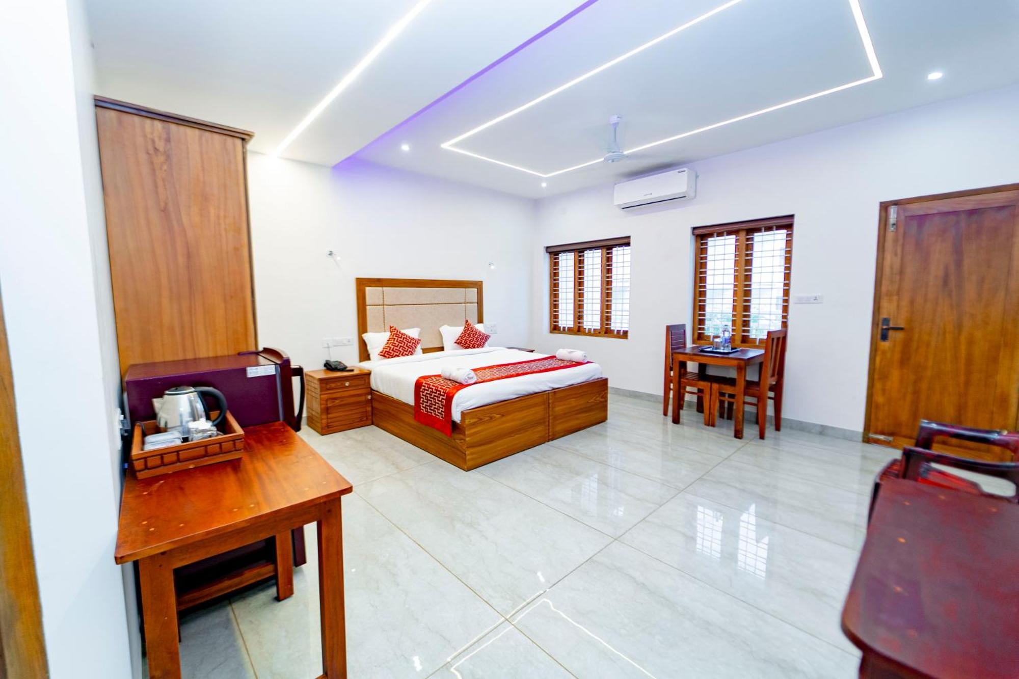 Skylar Seaview Beach Resort & Ayurveda Varkala Exteriör bild