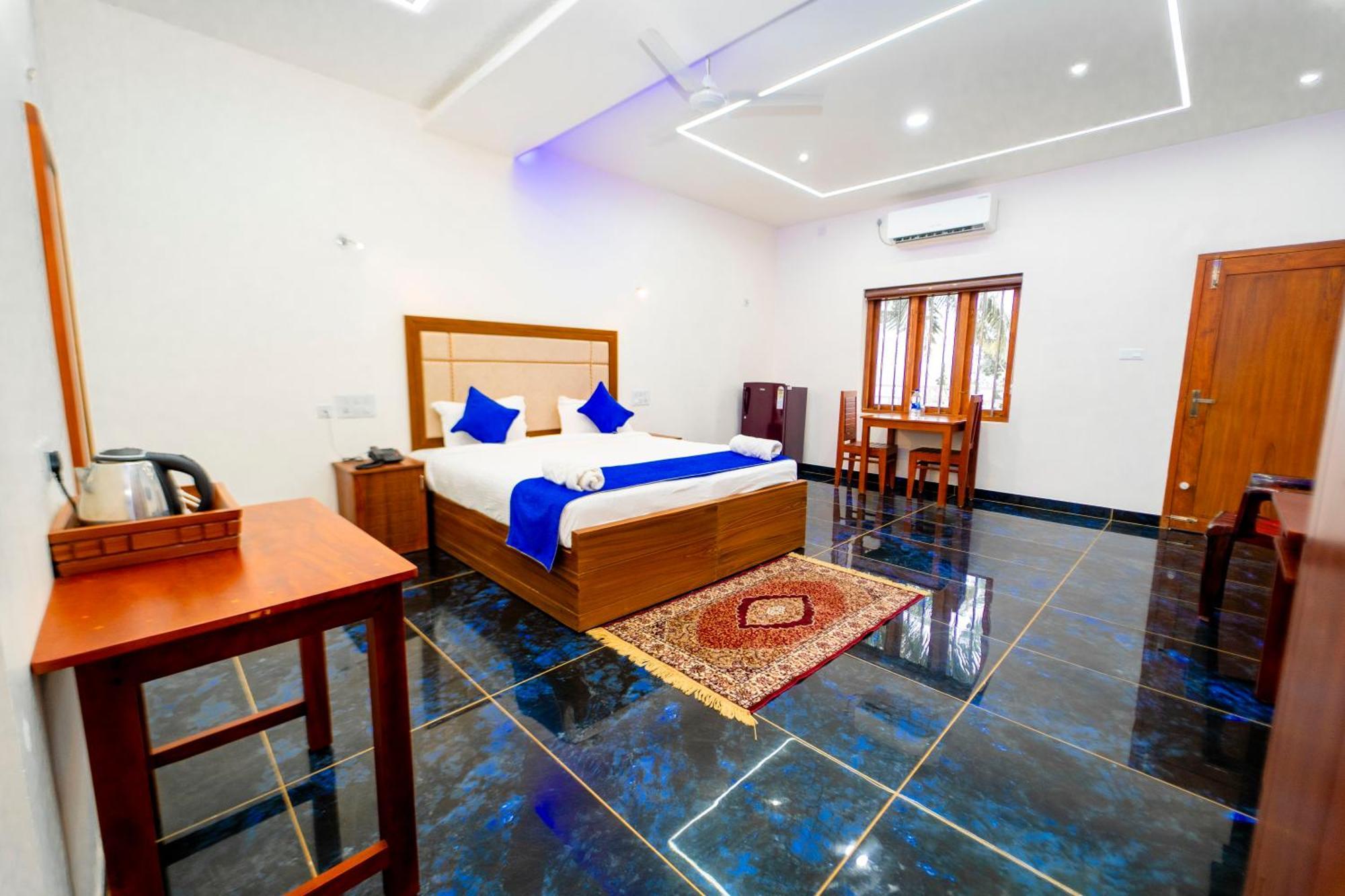 Skylar Seaview Beach Resort & Ayurveda Varkala Exteriör bild
