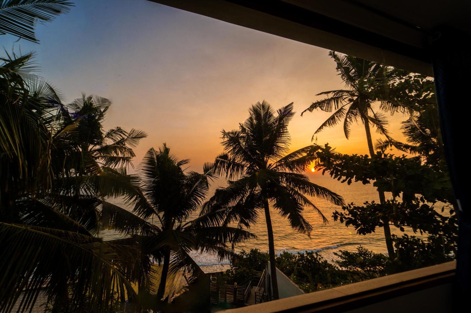 Skylar Seaview Beach Resort & Ayurveda Varkala Exteriör bild